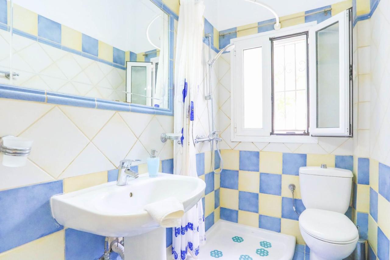 Villa Natasha Katavolos ภายนอก รูปภาพ